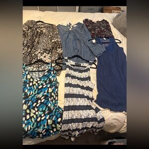 Women’s size large / xl bundle Blue Patterned Women's Top